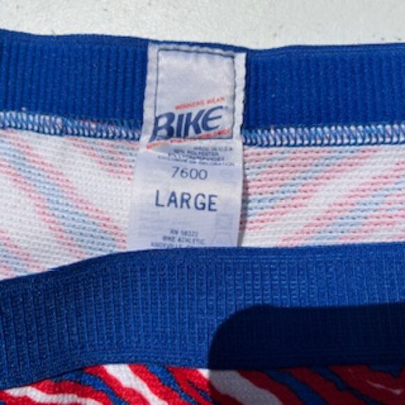 "Bike" Brand Slim Fit Zuma Shorts . Size: Large ...... {42-44} . New York Giants - Picture 3 of 3